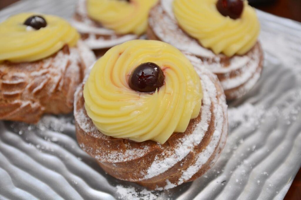 Zeppole di San Giuseppe al forno: ricetta di Benedetta Rossi