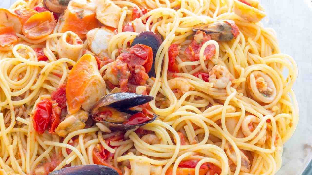 Spaghetti con pesce